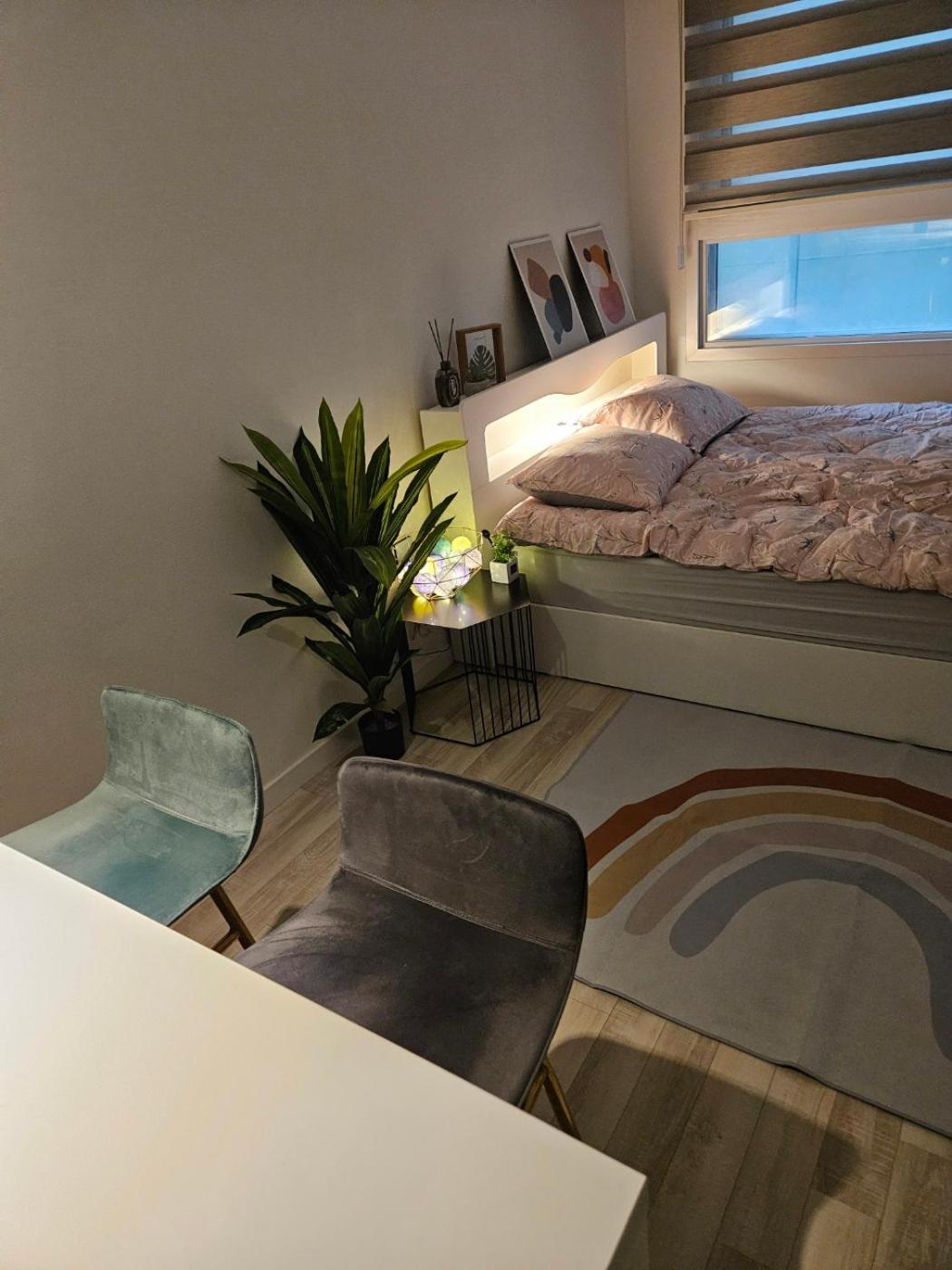 Apartment Cozy Spacious House Seoul
