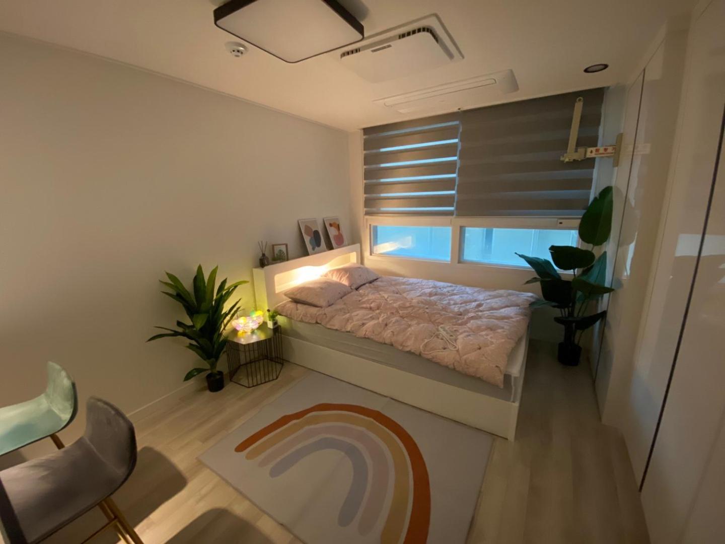 Apartment Cozy Spacious House Seoul